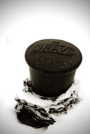 010311 Dravo Mooring Post