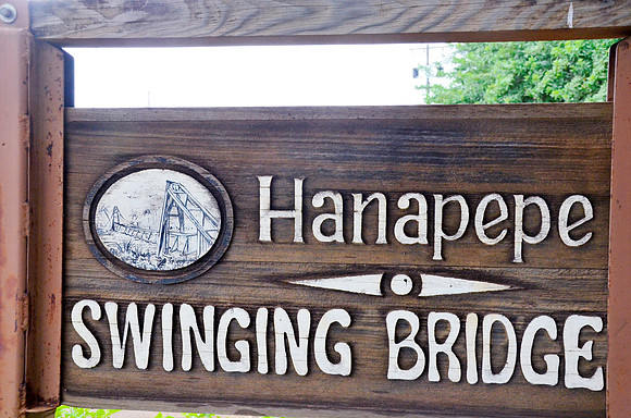 Hanapepe Swinging Bridge