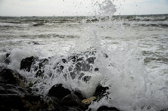 Wave Crash II at Salt Pond Beach