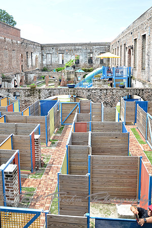 Maze in the Middle