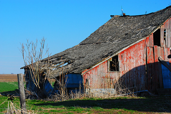 040811 Swooped Roof